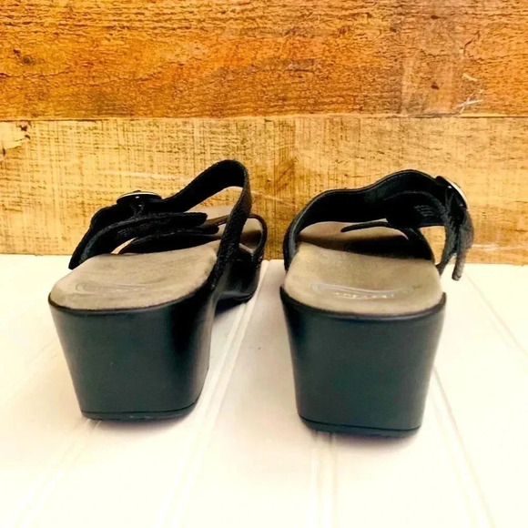 Dansko Sophie Black Moray Sandals - Picture 4 of 8